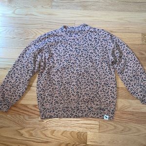 Abercrombie & Fitch leopard print sweatshirt